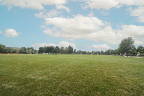 Tiny photo for 3031 Settlers Parkway, Elgin, IL 60124 (MLS # 12466785)