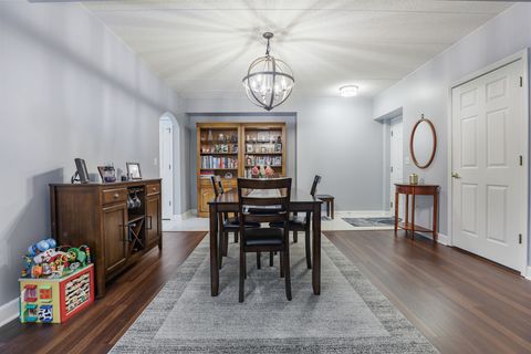 Tiny photo for 7927 Trinity Circle #3NW, Tinley Park, IL 60487 (MLS # 12584110)