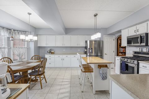 Tiny photo for 7927 Trinity Circle #3NW, Tinley Park, IL 60487 (MLS # 12584110)