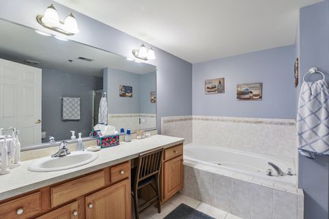 Tiny photo for 7927 Trinity Circle #3NW, Tinley Park, IL 60487 (MLS # 12584110)