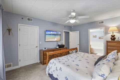 Tiny photo for 7927 Trinity Circle #3NW, Tinley Park, IL 60487 (MLS # 12584110)