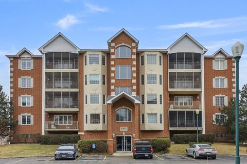 Photo of 7927 Trinity Circle #3NW, Tinley Park, IL 60487 (MLS # 12584110)