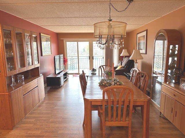 3850 W Bryn Mawr Avenue 301