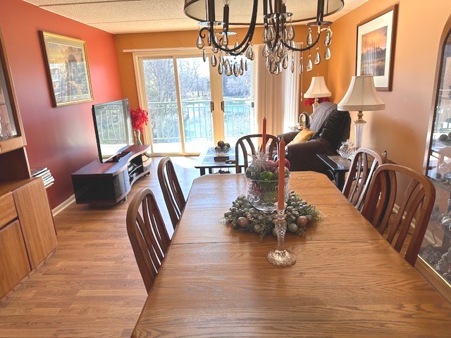 3850 W Bryn Mawr Avenue 301