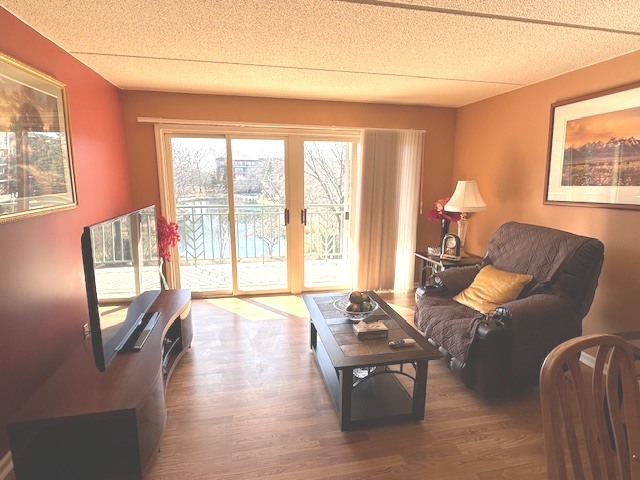 3850 W Bryn Mawr Avenue 301