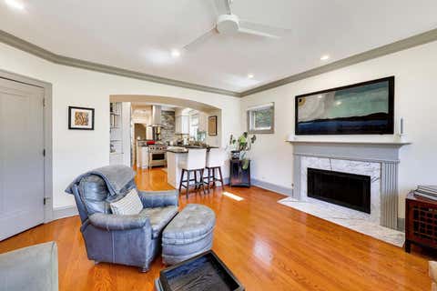 Tiny photo for 6308 N INDIAN Road, Chicago, IL 60646 (MLS # 12710045)