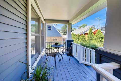 Tiny photo for 6308 N INDIAN Road, Chicago, IL 60646 (MLS # 12710045)