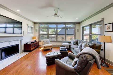 Tiny photo for 6308 N INDIAN Road, Chicago, IL 60646 (MLS # 12710045)