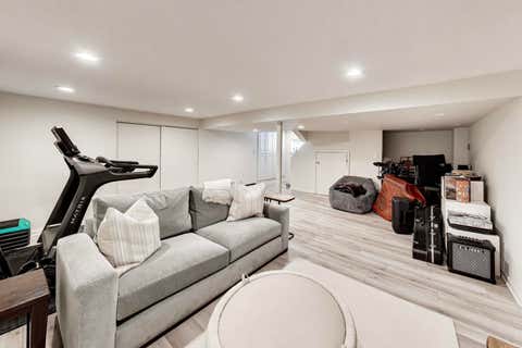 Tiny photo for 6308 N INDIAN Road, Chicago, IL 60646 (MLS # 12710045)