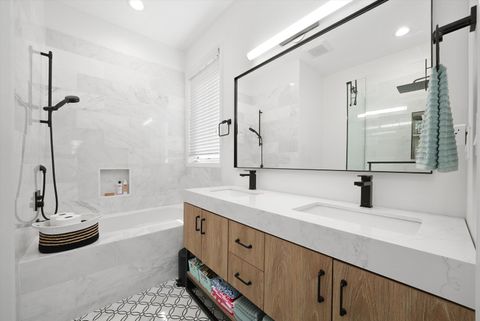 Tiny photo for 2516 W Iowa Street #2, Chicago, IL 60622 (MLS # 12467347)