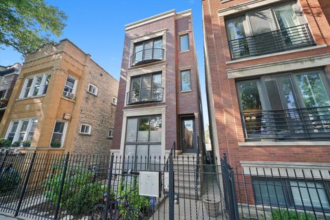 Photo of 2516 W Iowa Street #2, Chicago, IL 60622 (MLS # 12467347)