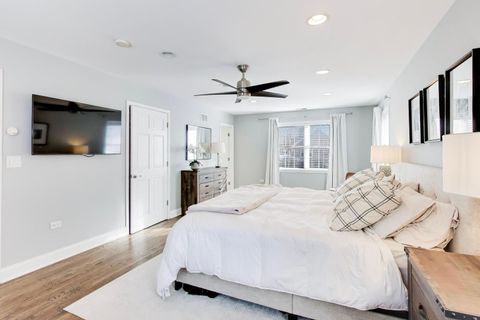 Tiny photo for 347 S Newbury Place, Arlington Heights, IL 60005 (MLS # 12555290)