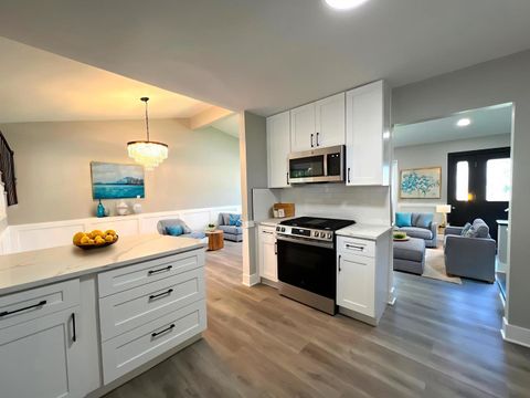 Tiny photo for 227 Kentucky Street, Park Forest, IL 60466 (MLS # 12491341)