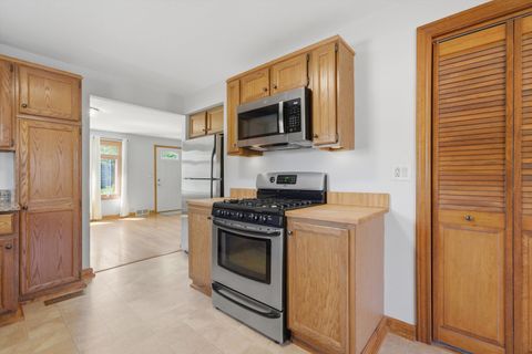 Tiny photo for 737 Wendall Avenue, West Chicago, IL 60185 (MLS # 12642826)