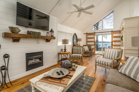 Tiny photo for 12062 Malibu Lane, Marion, IL 62959 (MLS # 12595376)