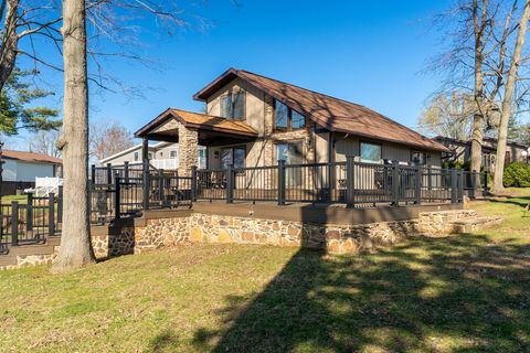 Photo of 12062 Malibu Lane, Marion, IL 62959 (MLS # 12595376)