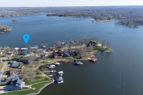 Tiny photo for 12062 Malibu Lane, Marion, IL 62959 (MLS # 12595376)