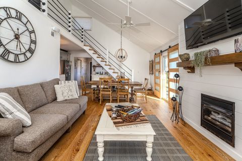 Tiny photo for 12062 Malibu Lane, Marion, IL 62959 (MLS # 12595376)