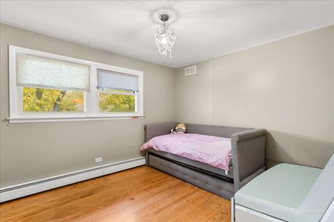 Tiny photo for 835 Maple Road, Flossmoor, IL 60422 (MLS # 12573221)