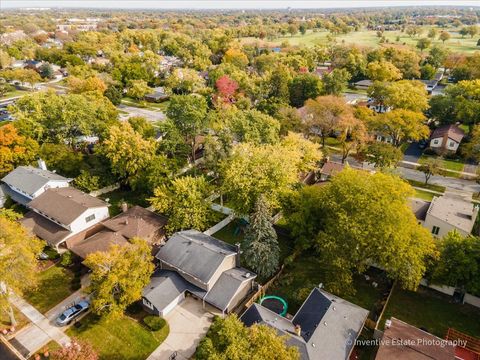 Tiny photo for 835 Maple Road, Flossmoor, IL 60422 (MLS # 12573221)