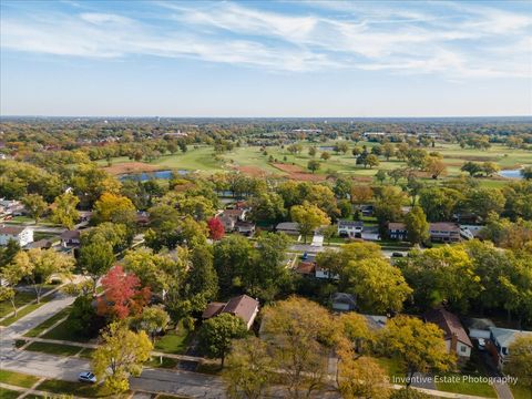 Tiny photo for 835 Maple Road, Flossmoor, IL 60422 (MLS # 12573221)