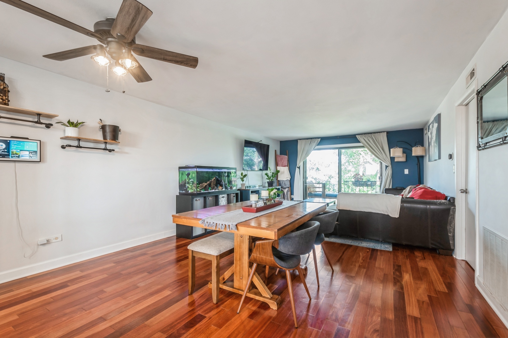 6221 N Niagara Avenue 507