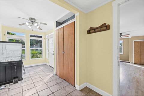 Tiny photo for 300 N South Elgin Boulevard, South Elgin, IL 60177 (MLS # 12459720)