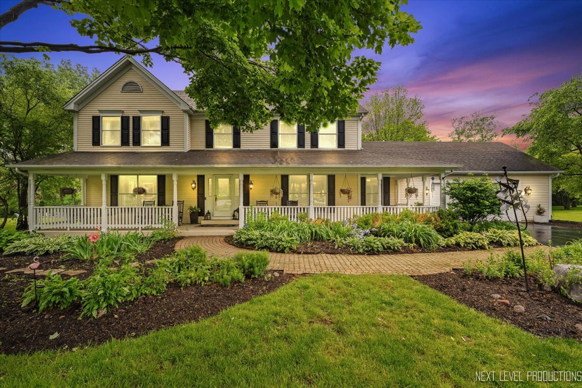 39W841 Prunetree Lane