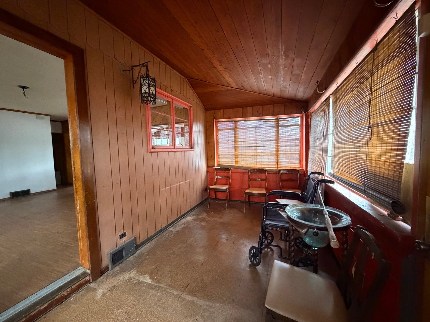 1208 W Church Street