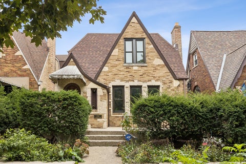 Photo of 1749 N Newland Avenue, Chicago, IL 60707 (MLS # 12767706)