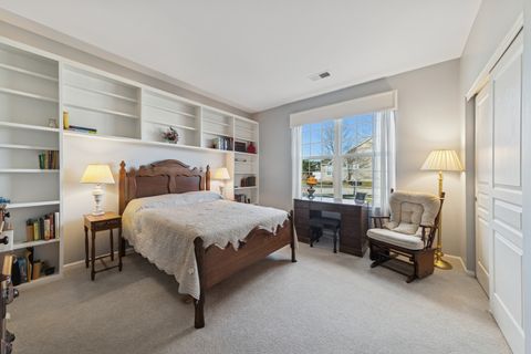 Tiny photo for 2545 Edgewater Drive, Elgin, IL 60124 (MLS # 12530571)