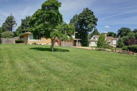 Tiny photo for 804 N 11th Street, Clinton, IA 52732 (MLS # 12685668)