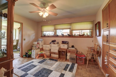 Tiny photo for 804 N 11th Street, Clinton, IA 52732 (MLS # 12685668)