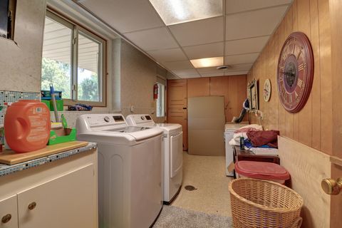 Tiny photo for 804 N 11th Street, Clinton, IA 52732 (MLS # 12685668)