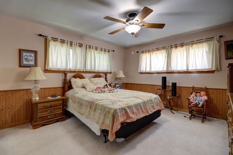 Tiny photo for 804 N 11th Street, Clinton, IA 52732 (MLS # 12685668)