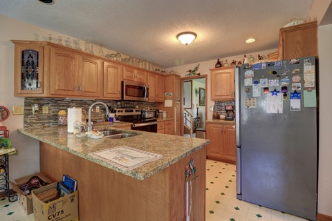 Tiny photo for 804 N 11th Street, Clinton, IA 52732 (MLS # 12685668)