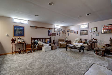 Tiny photo for 804 N 11th Street, Clinton, IA 52732 (MLS # 12685668)
