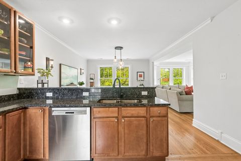 Tiny photo for 623 Washington Boulevard #3N, Oak Park, IL 60302 (MLS # 12646358)