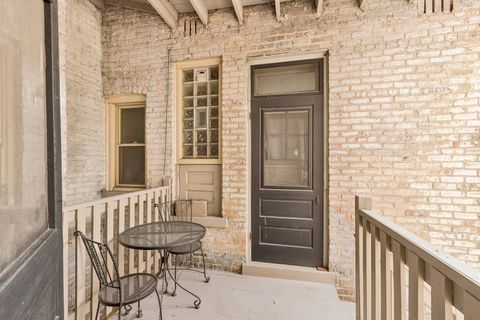 Tiny photo for 623 Washington Boulevard #3N, Oak Park, IL 60302 (MLS # 12646358)