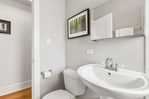 Tiny photo for 623 Washington Boulevard #3N, Oak Park, IL 60302 (MLS # 12646358)