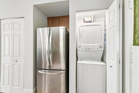 Tiny photo for 623 Washington Boulevard #3N, Oak Park, IL 60302 (MLS # 12646358)