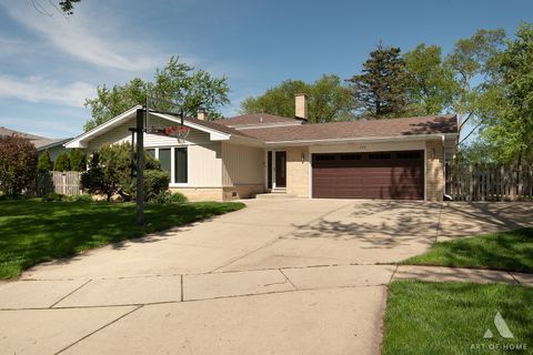 Tiny photo for 603 JOHN Court, Schaumburg, IL 60193 (MLS # 12633721)