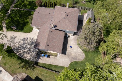 Tiny photo for 603 JOHN Court, Schaumburg, IL 60193 (MLS # 12633721)