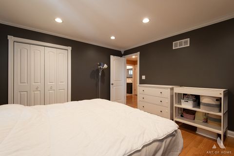 Tiny photo for 603 JOHN Court, Schaumburg, IL 60193 (MLS # 12633721)