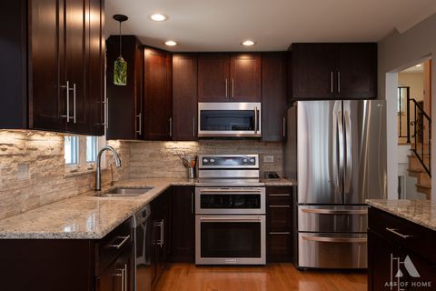 Tiny photo for 603 JOHN Court, Schaumburg, IL 60193 (MLS # 12633721)
