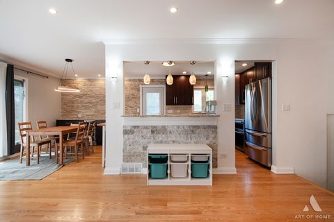 Tiny photo for 603 JOHN Court, Schaumburg, IL 60193 (MLS # 12633721)