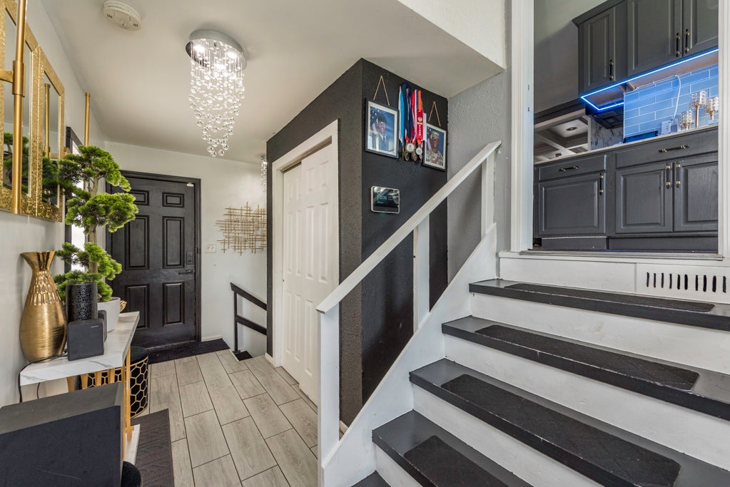 2903 W Nemesis Avenue
