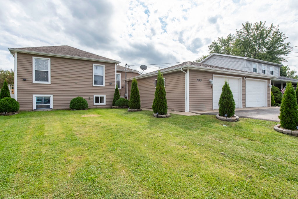 2903 W Nemesis Avenue