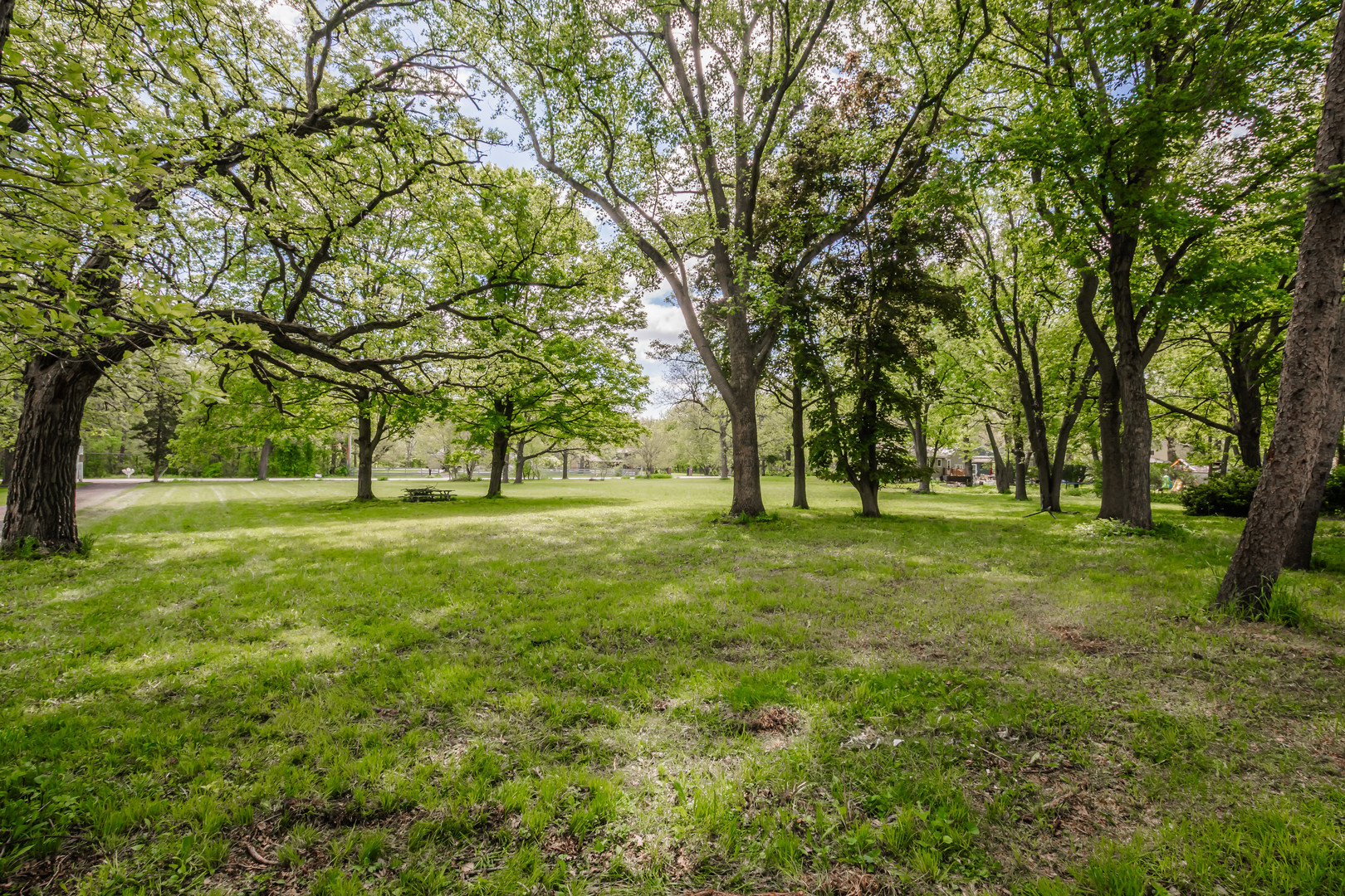 5627 W Laurel Lane