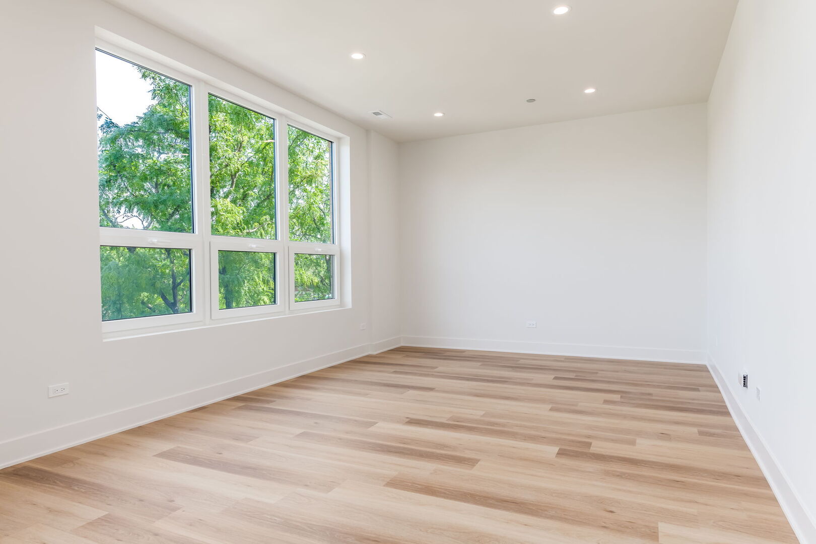 224 S Ashland Avenue 201